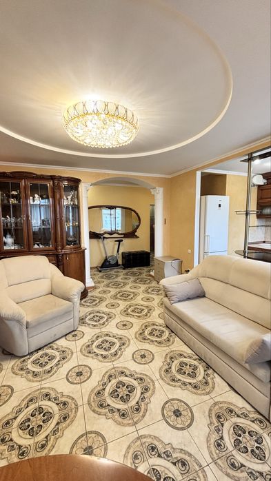 Продад 3-кім квартири в ценрі. Вул. Князів Острозьких