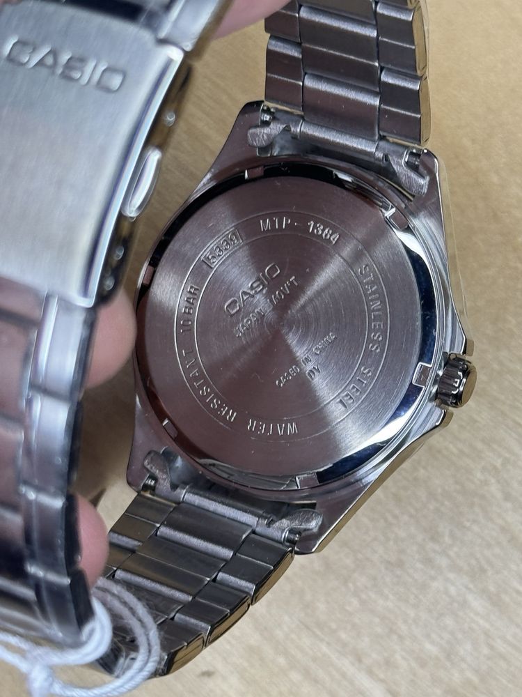 Годинник чоловічий Casio MTP-1384D-1A Оригінал Гарантія Часы мужские