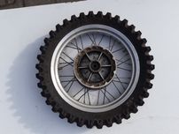 Suzuki dr 650 rok 90-95 koło tylne takasago 17x12,5 kostka srebrne