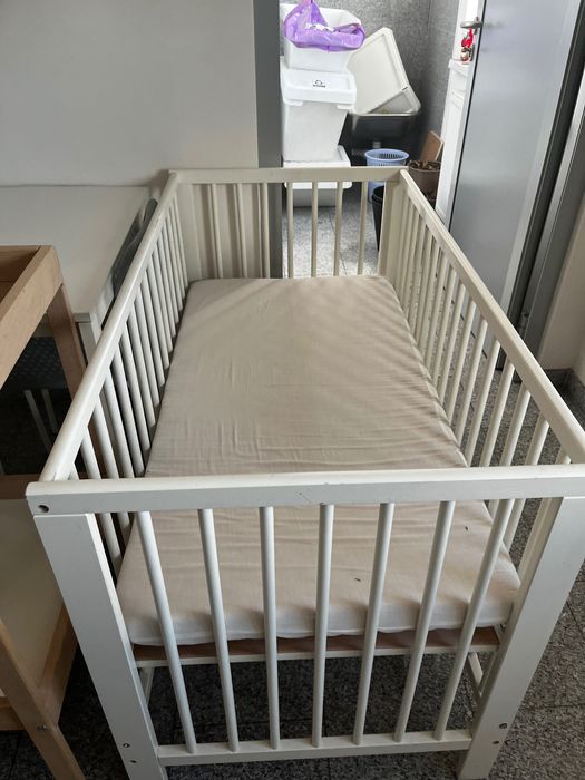 Lozeczko dziciece z materacem