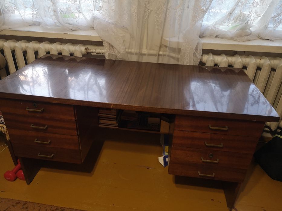 Стіл двосторонній