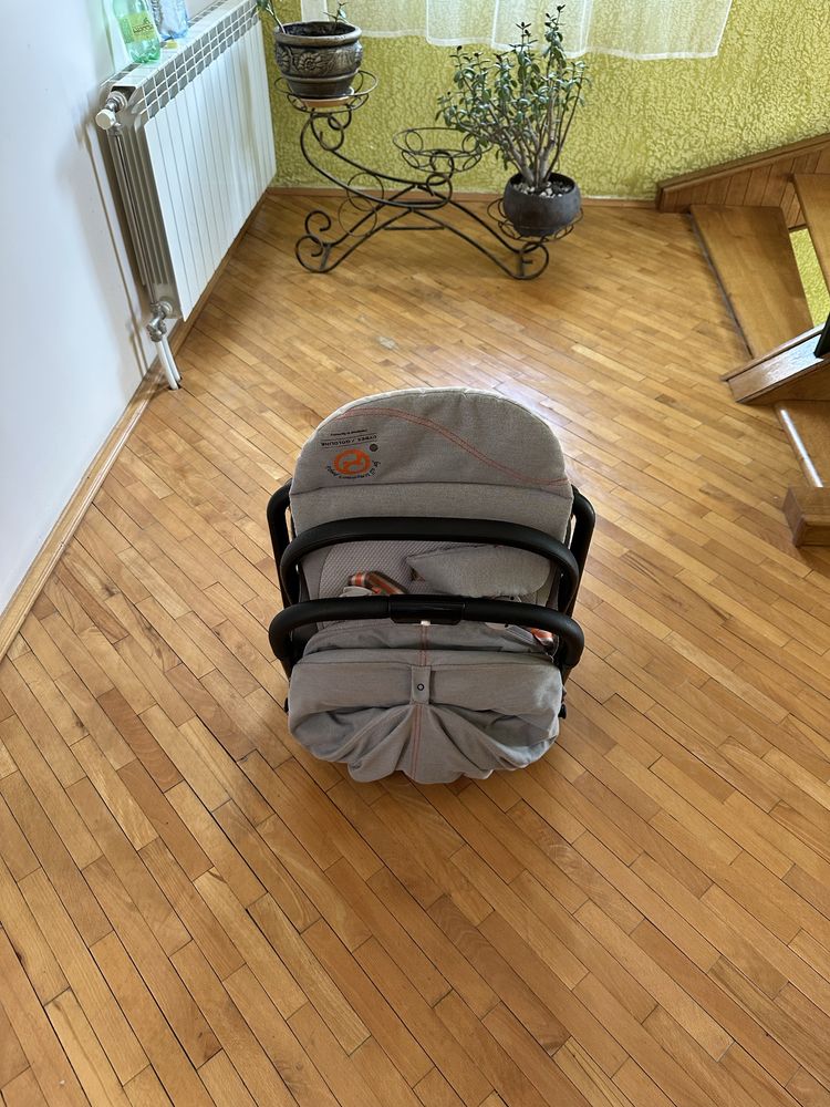 Cybex eezy s + 2