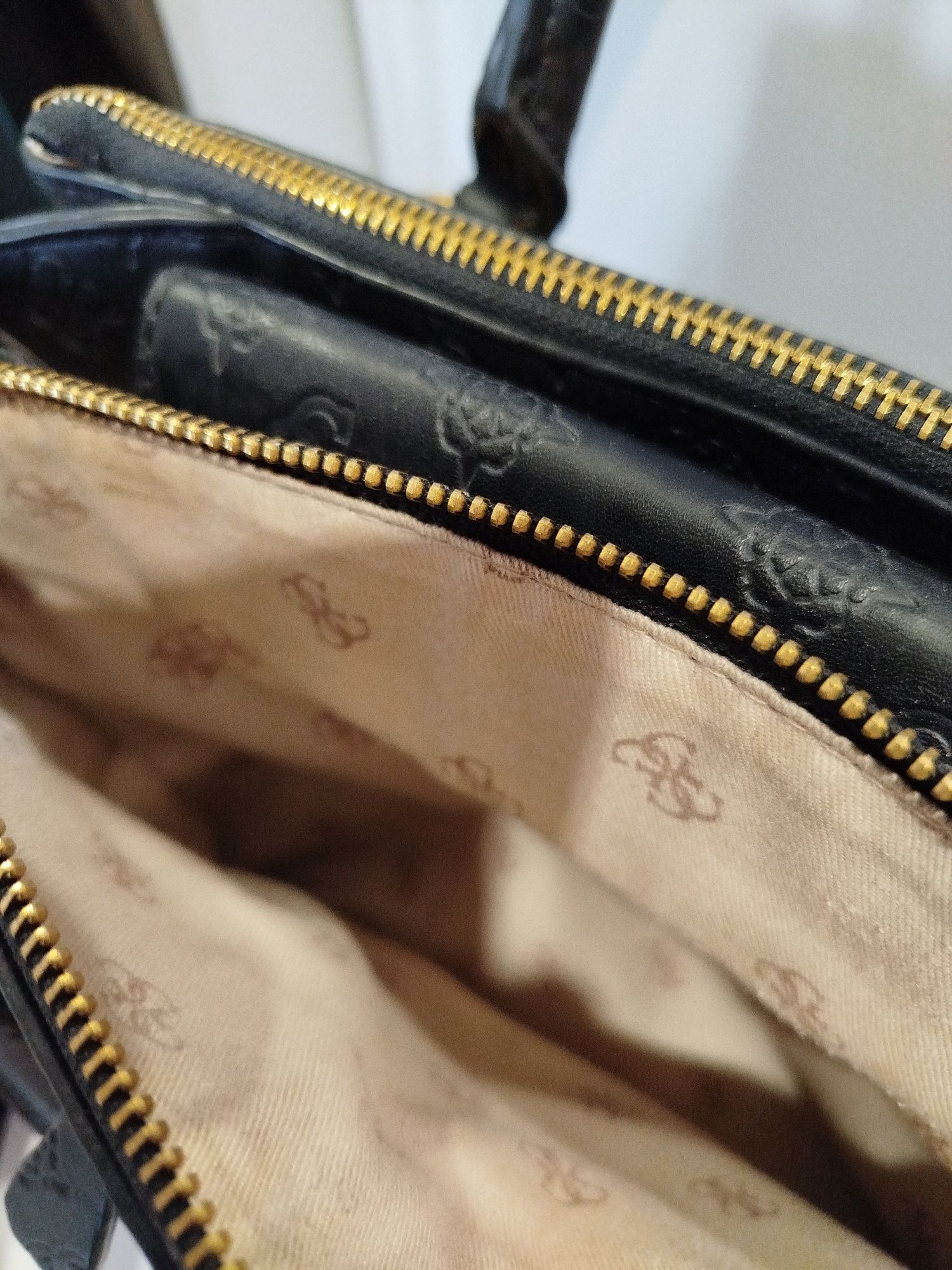 Torebka damska elegancka firmy GUESS