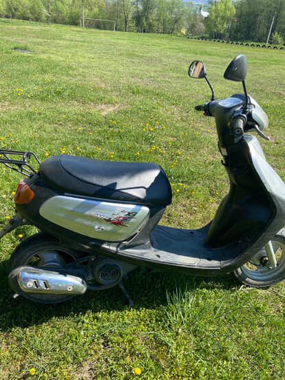 Скутер ямаха в справному  стані