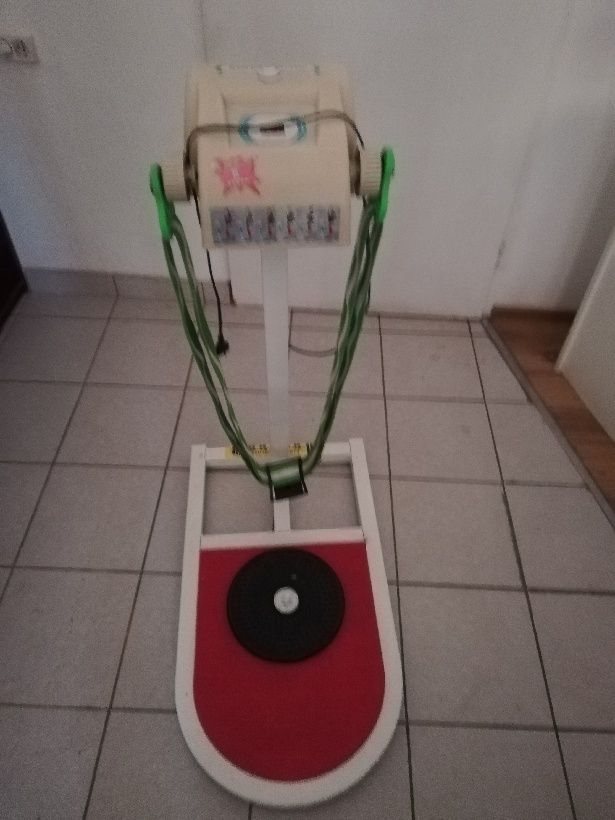 Rower stacjonarny.