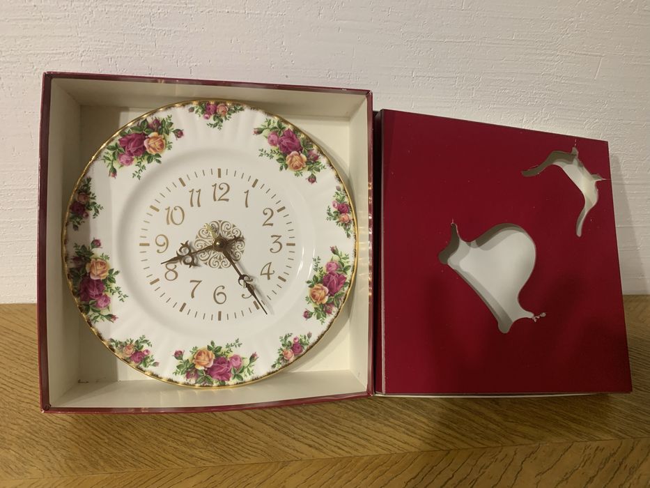 Посуда Royal Albert