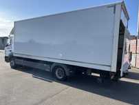 Kontener z winda BAR 1500 kg z Atego