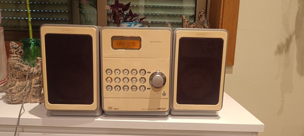 Aparelhagem Sony Sistema de Som Sony CMT-DC1 – Vintage/Retro Hi-Fi