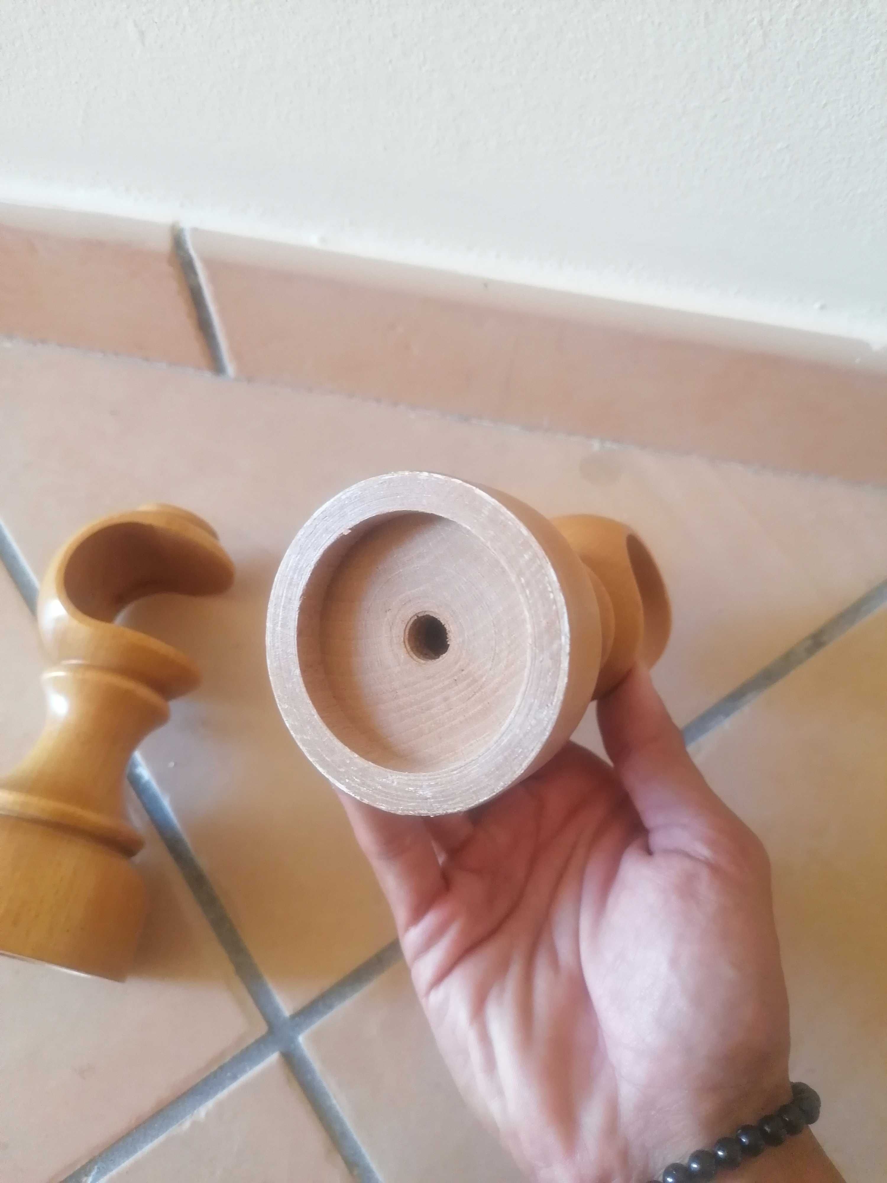 Suportes Terminais de Madeira para Cortinas Cortinados