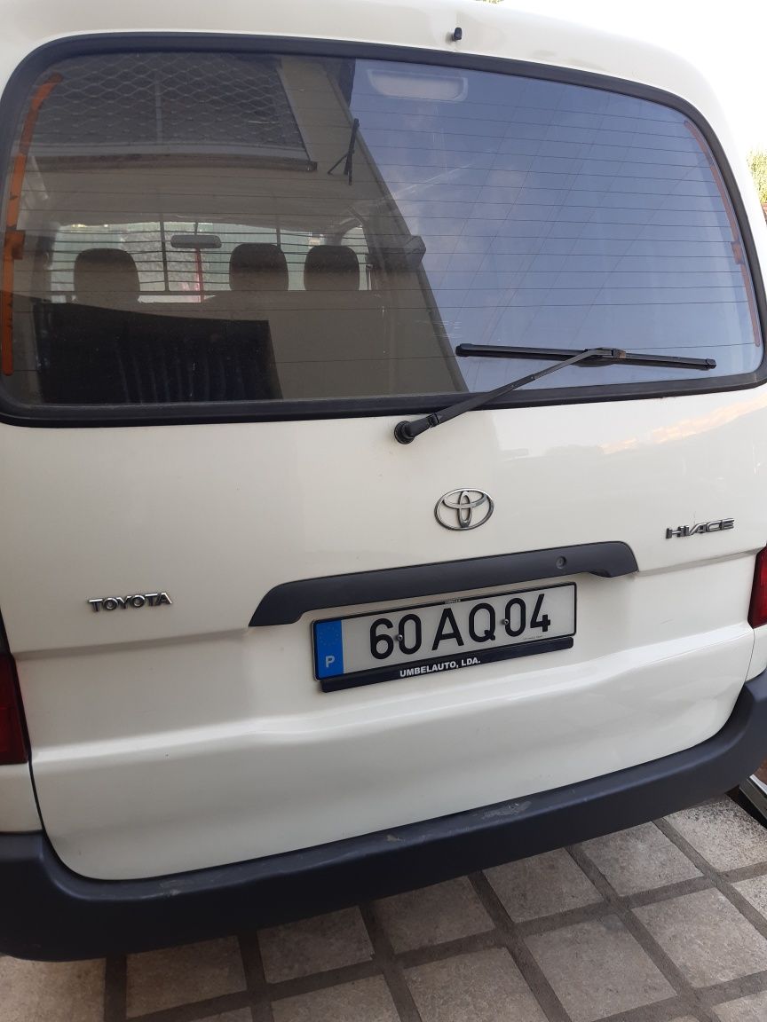 Toyota hiace 2005/ 2500 Branca