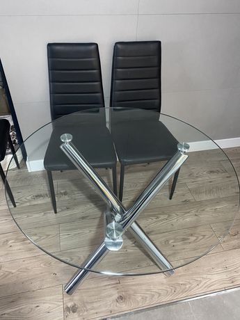 Szklany stół plus krzesła 4 szt