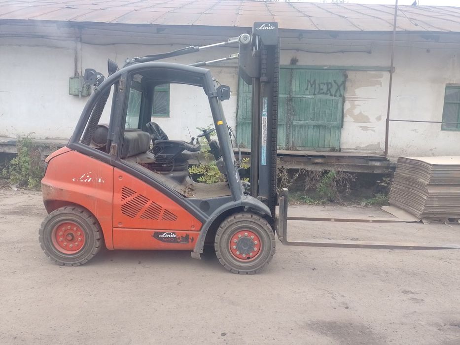 Продам вилочний навантажувач