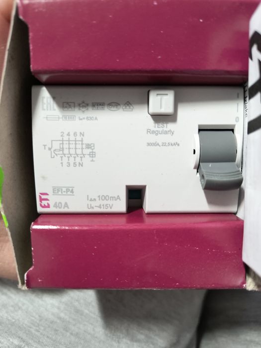 Wyłącznik Różnicowoprądowy ETI EFI-P4 A 40/0.1