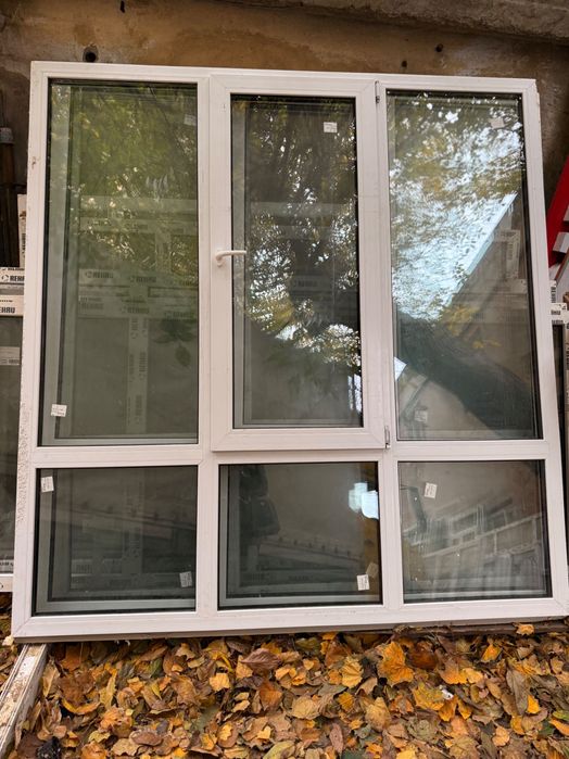 Панорамные окона двух и трех секционные