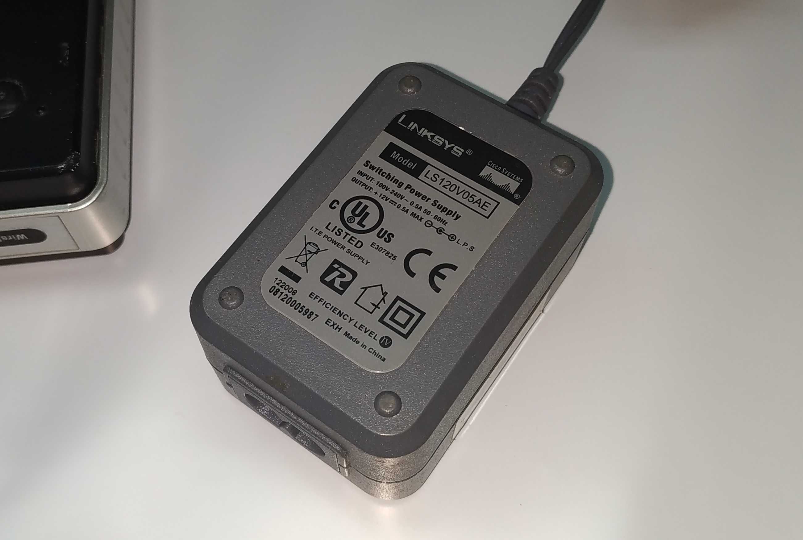 D-Link DSL-2640U Wi-Fi Роутер под ADSL RJ-11