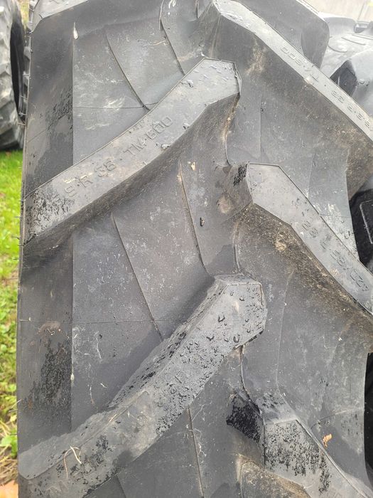 1 szt trelleborg 16.9r38 420/85r38 nowa 100 procent bieżnik 1 szt