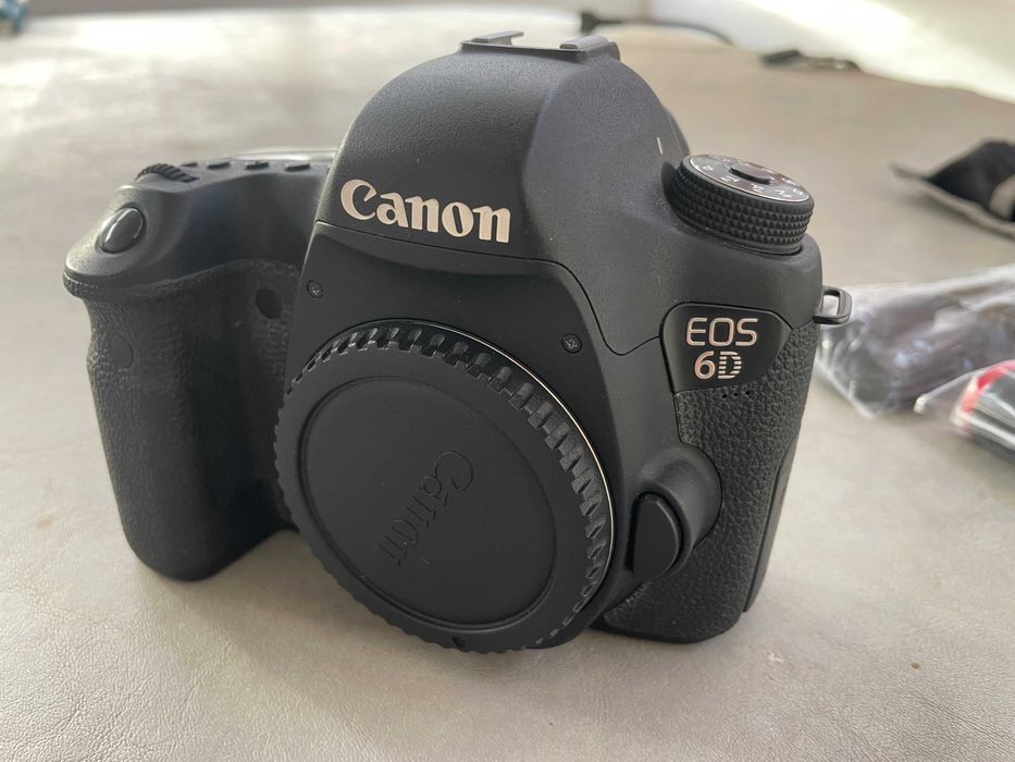Canon  EOS-6D e Grip