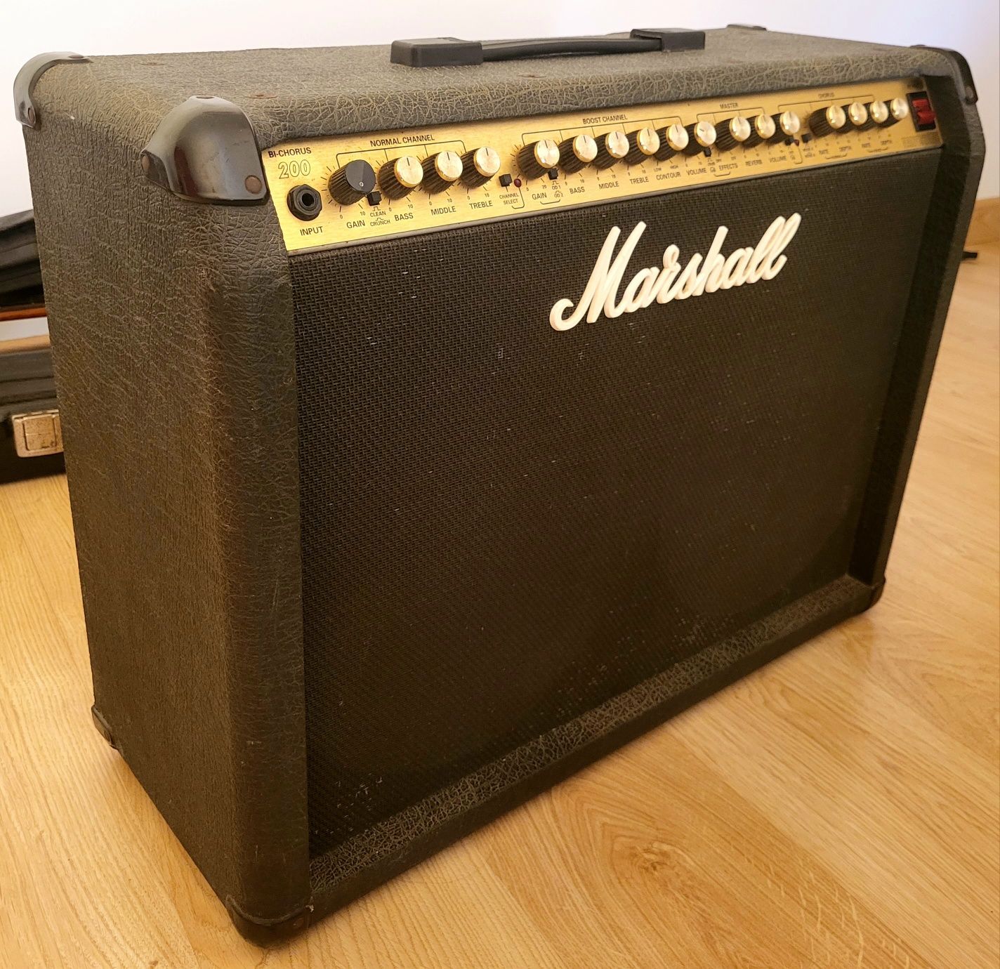 Marshall Valvestate 200 bi-chorus 8280 E