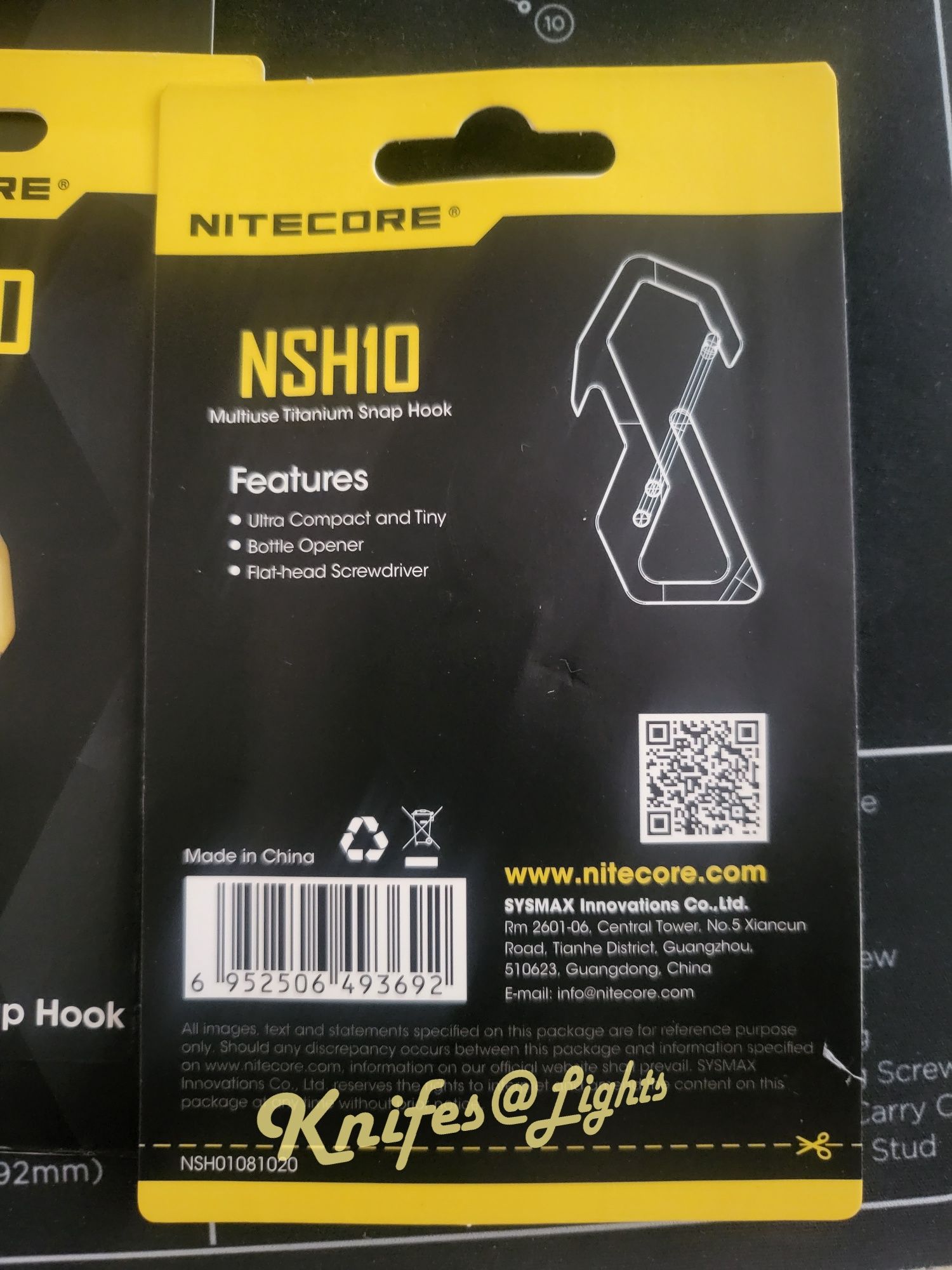 Nitecore NSH10, титановий карабін