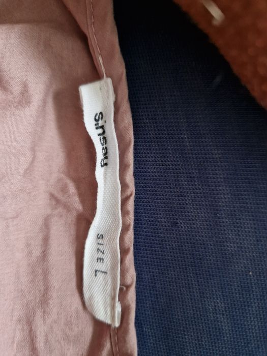 Sukienka podrowy roz