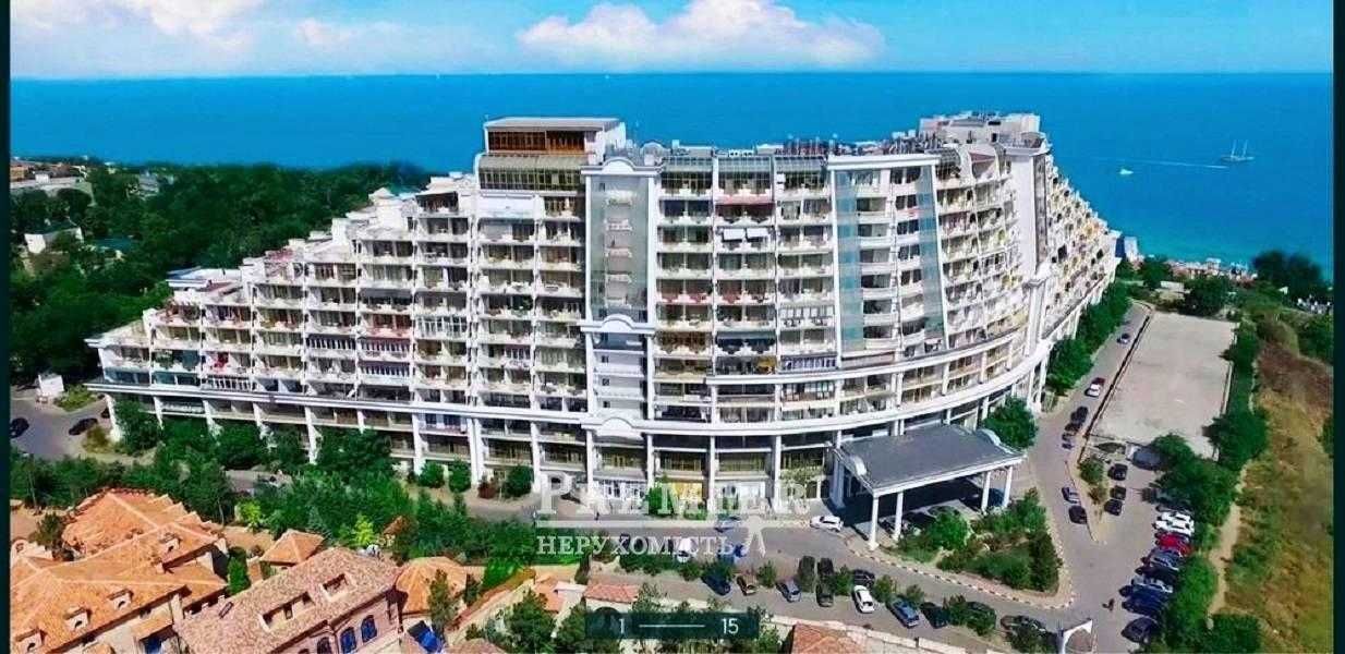 Відчиніть двері,  та живіть як у відпустці - Аркадійський палац!