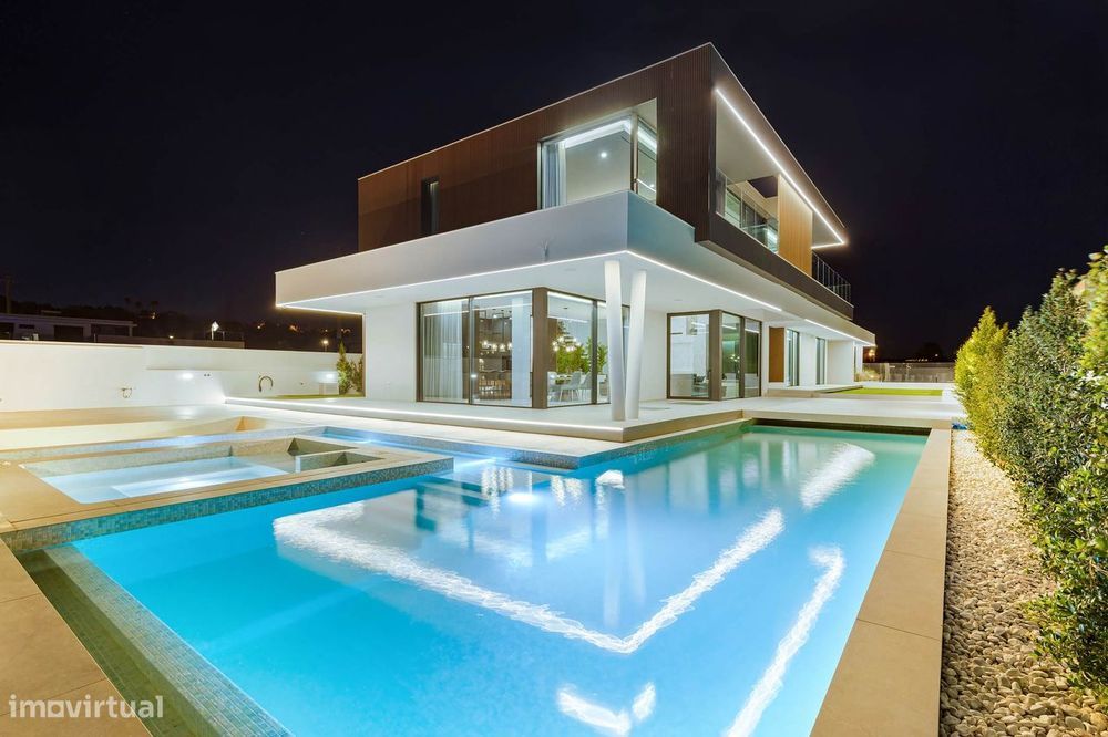 Exclusiva moradia de luxo perto dos Salgados - em construção