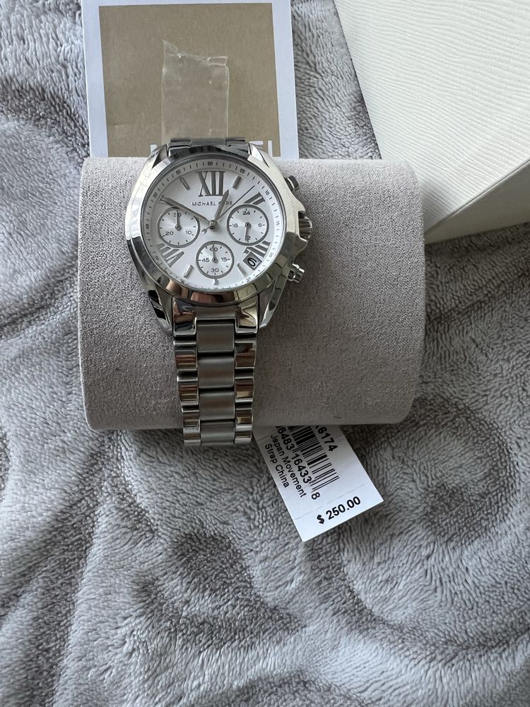 Жіночий наручний годинник Michael kors колекція Bradshaw часи срібні