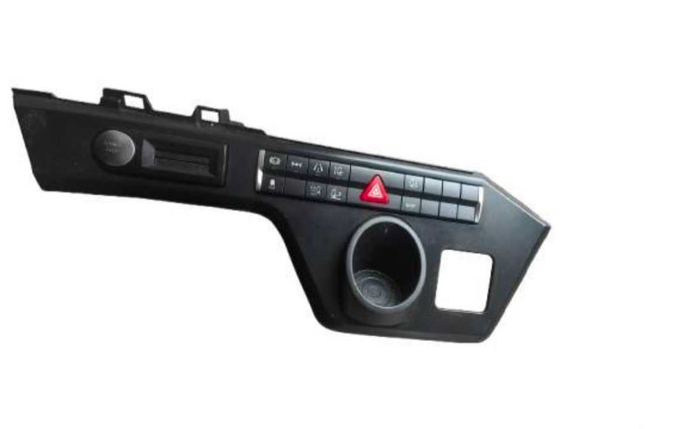 obudowa przełączników konsola główna Mercedes Actros MP4