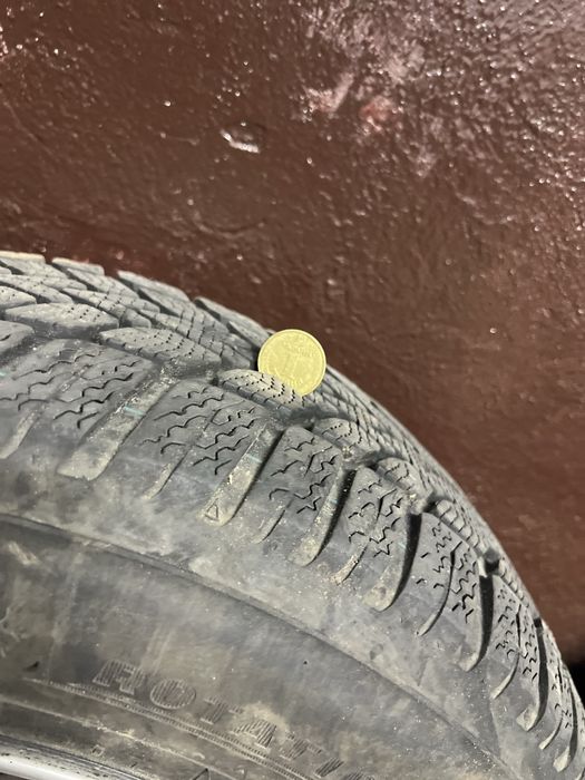 Зимова резина 195 /65 R15 Dunlop Response разом з дисками BMW