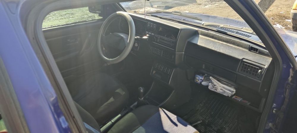 Продам гольф 2 на свои года в очень не плохом состоянии  Продажа по ТП