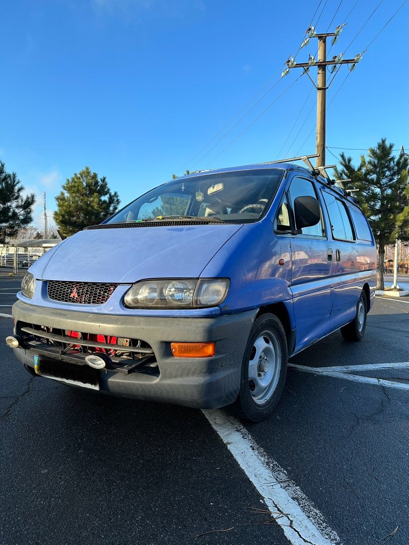 Продам микроавтобус mitsubishi l400