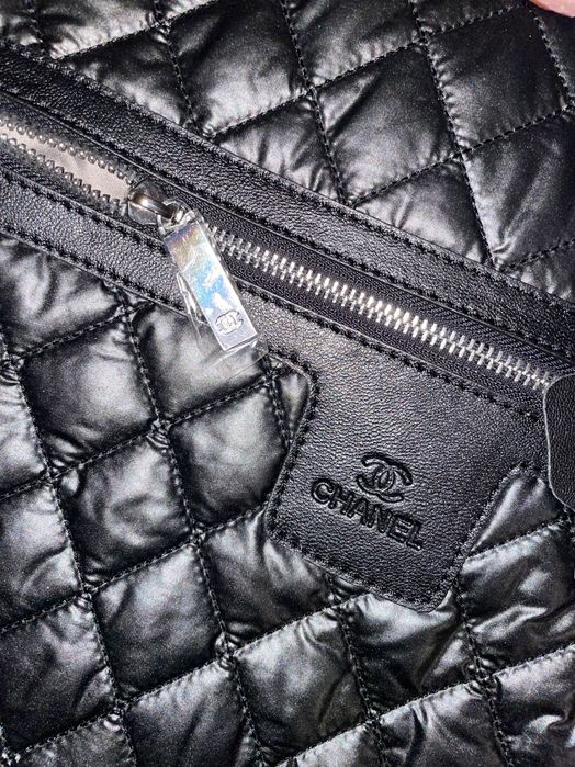 Nowy, oryginalny pokrowiec CHANEL - ekskluzywny model