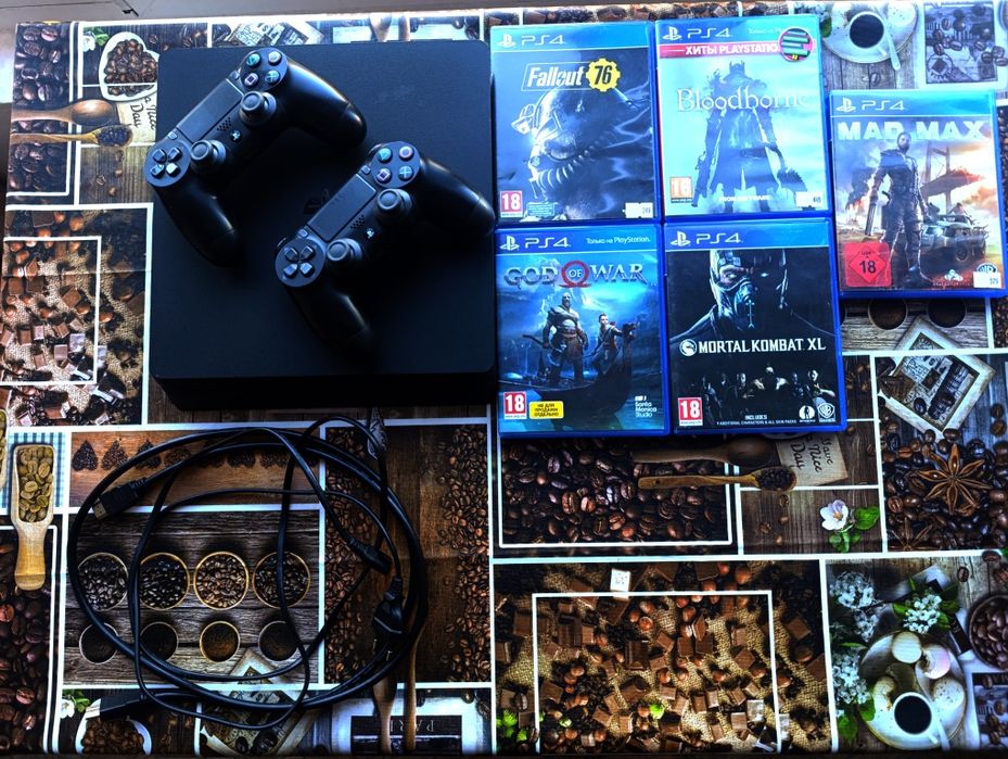 Продам Sony PlayStation 4 Slim 500gb