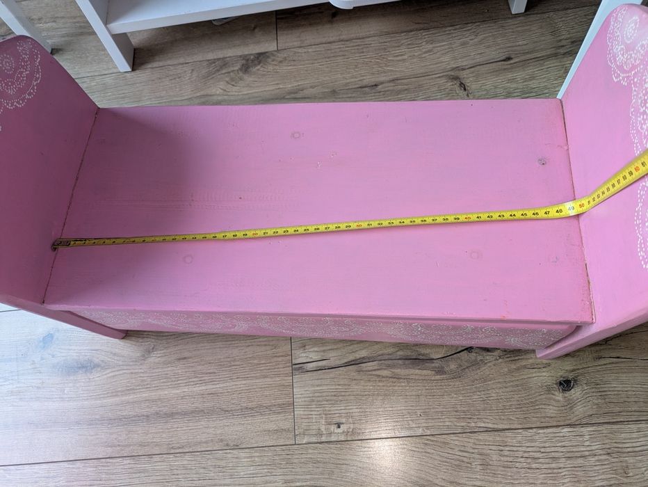 Дерев'яне ліжко для ляльки +білизна