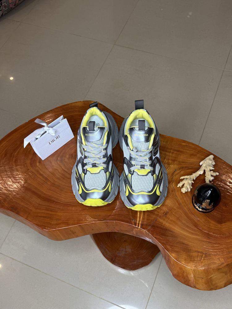 Кроссовки женские Balenciaga