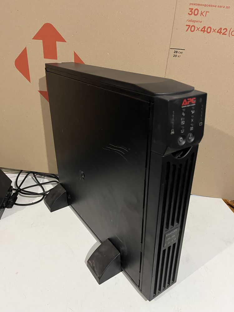 APC Smart-UPS продам