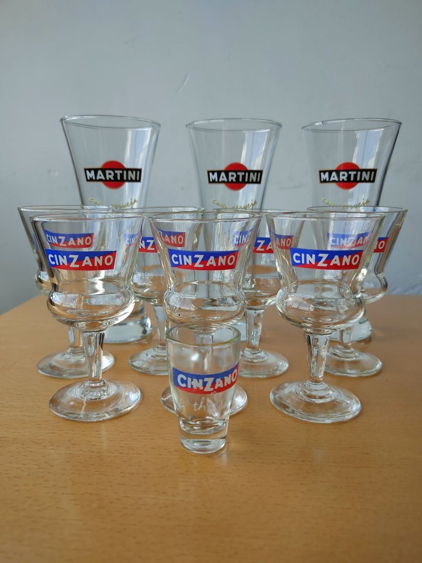 Conjunto de copos de Martini.