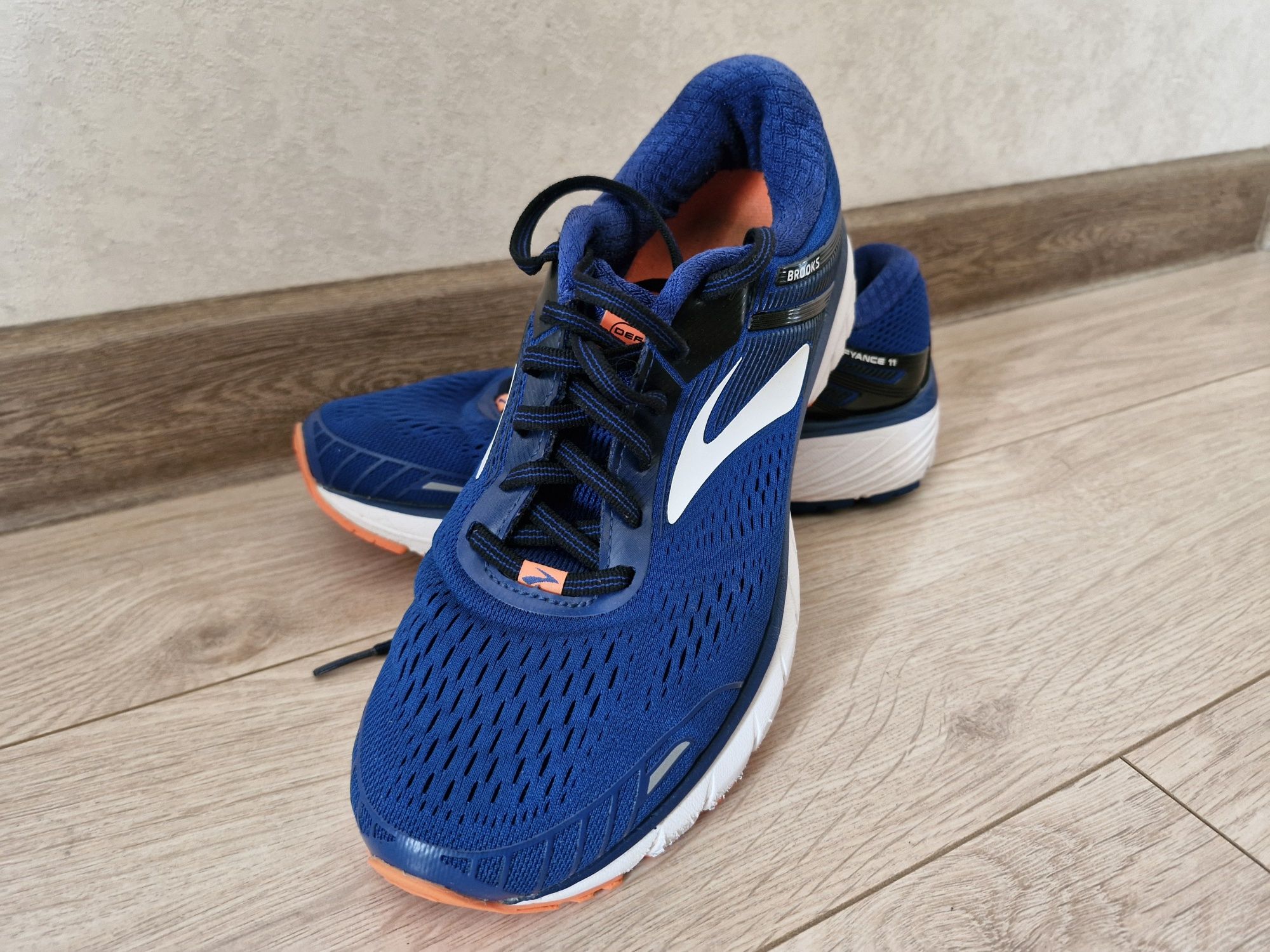 Кросівки Brooks defyance 11