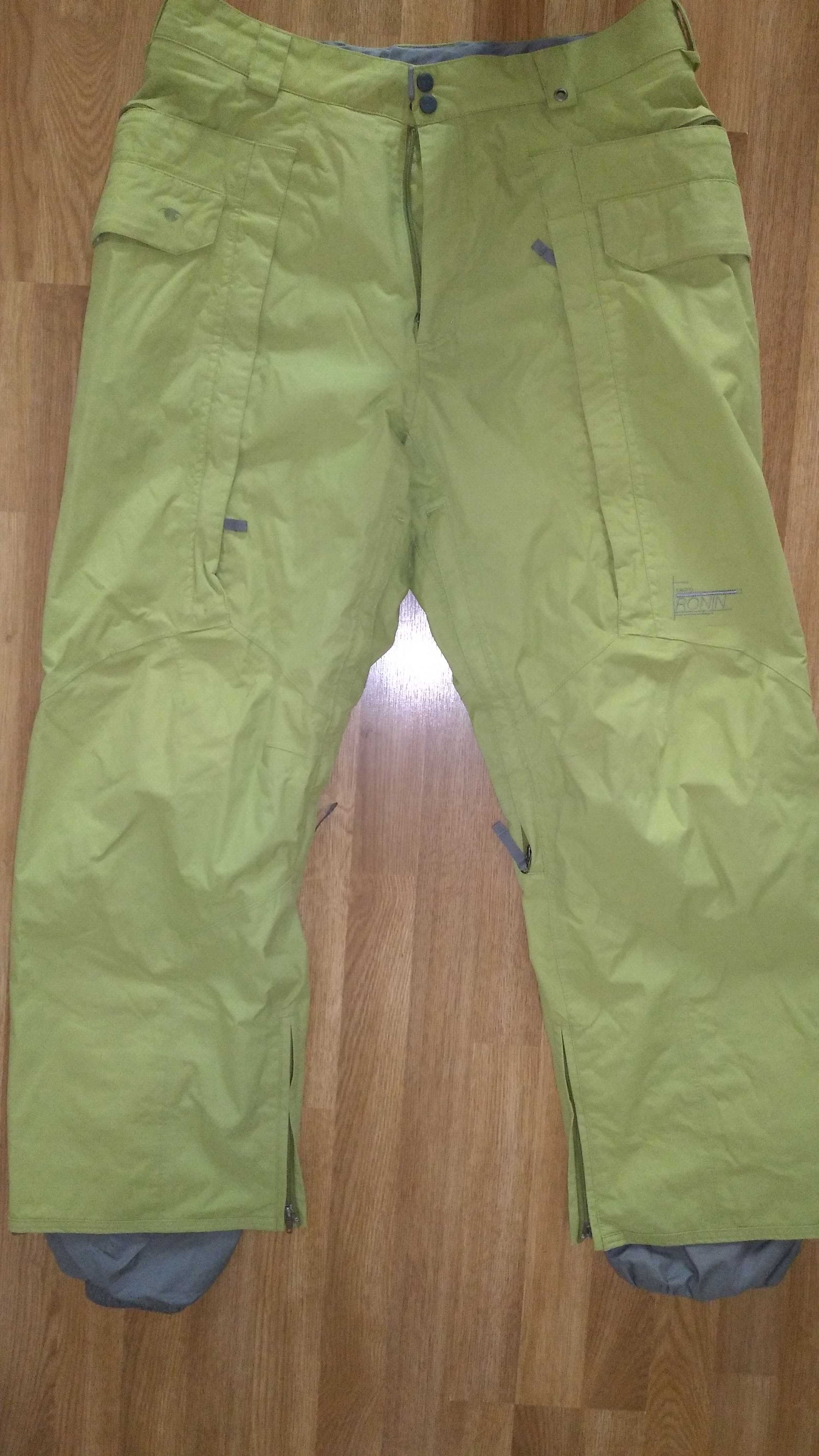 Штаны лыжные сноубордические XL зеленые хаки