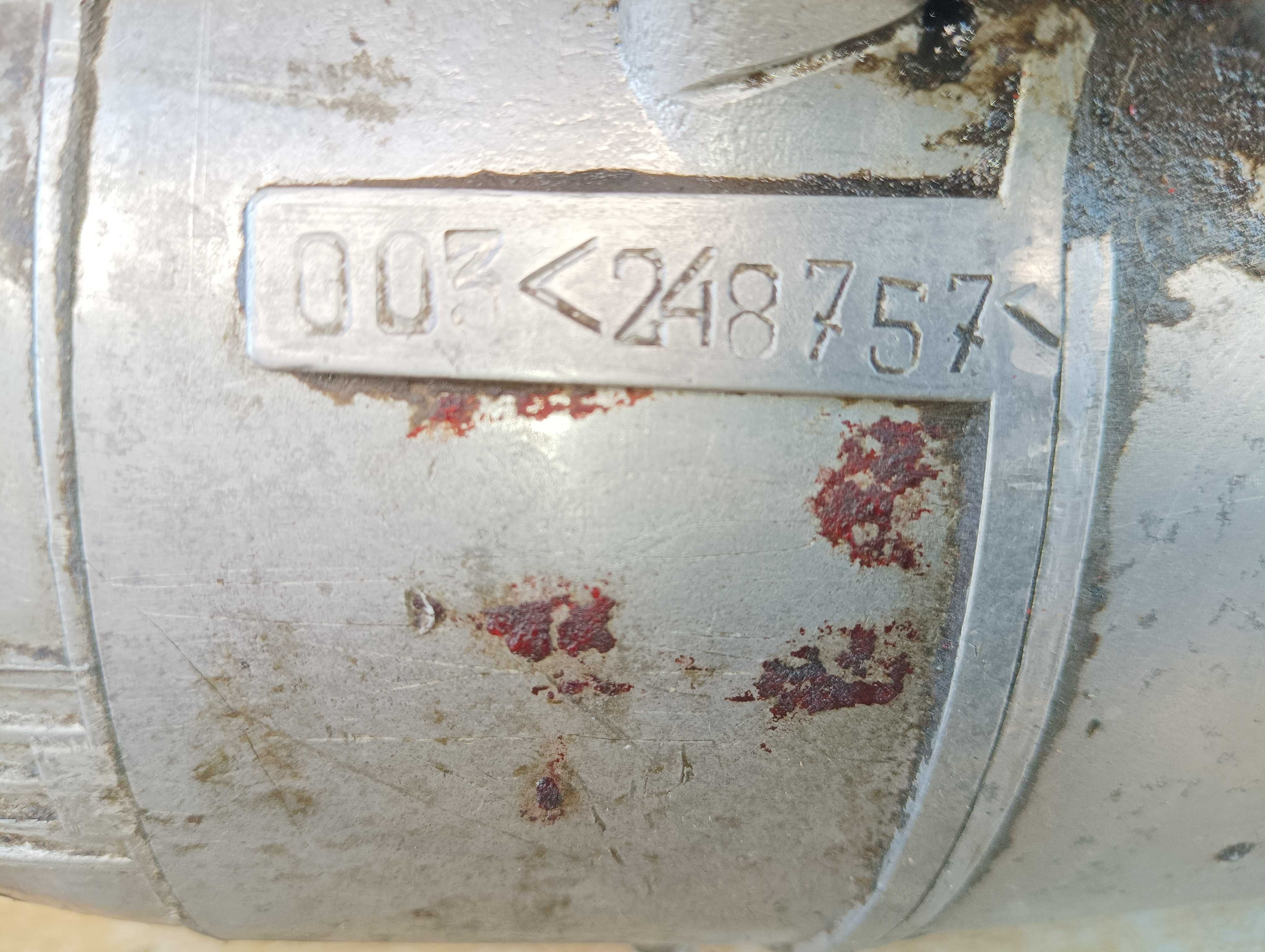Silnik S-38 - 003< 248757 - Komar, Żak - biegi w ręce.