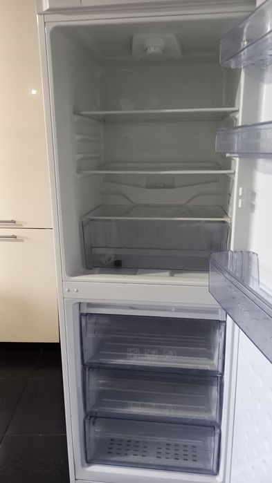 Холодильник двокамерний доставка!