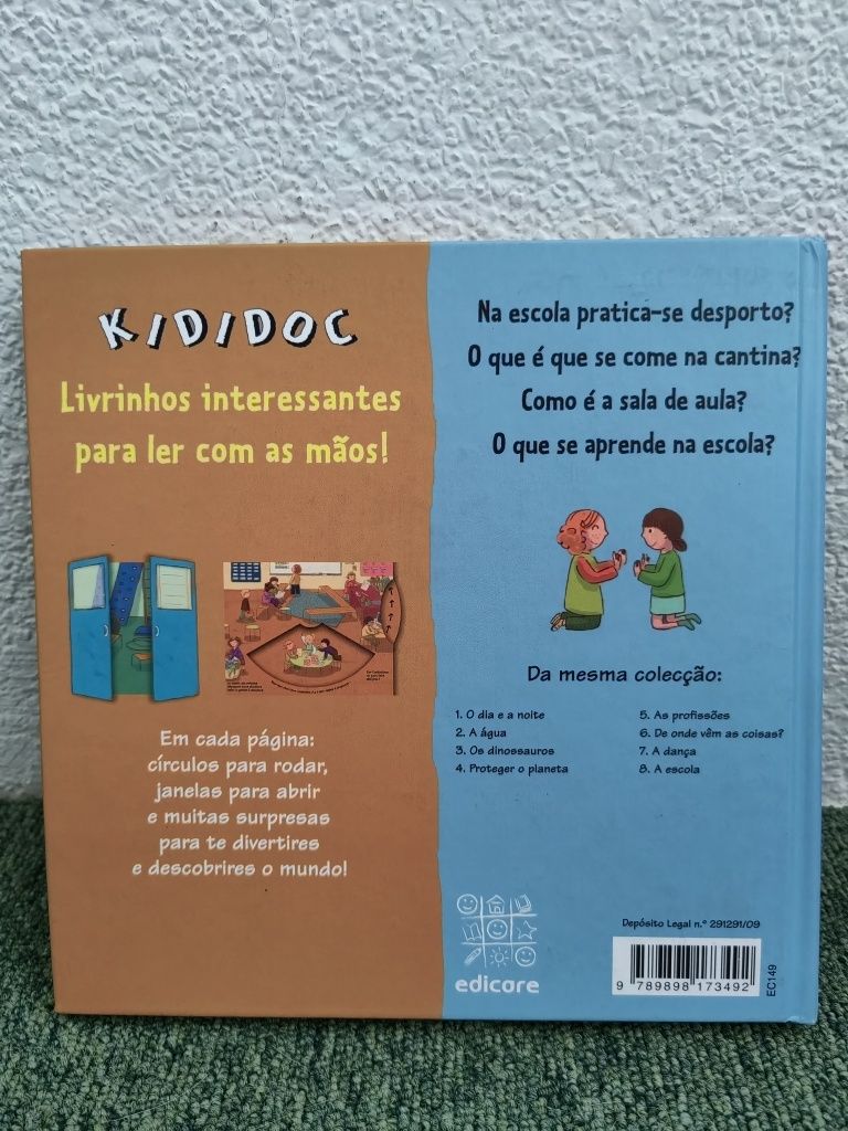 Livro Kididoc A Escola da Edicare