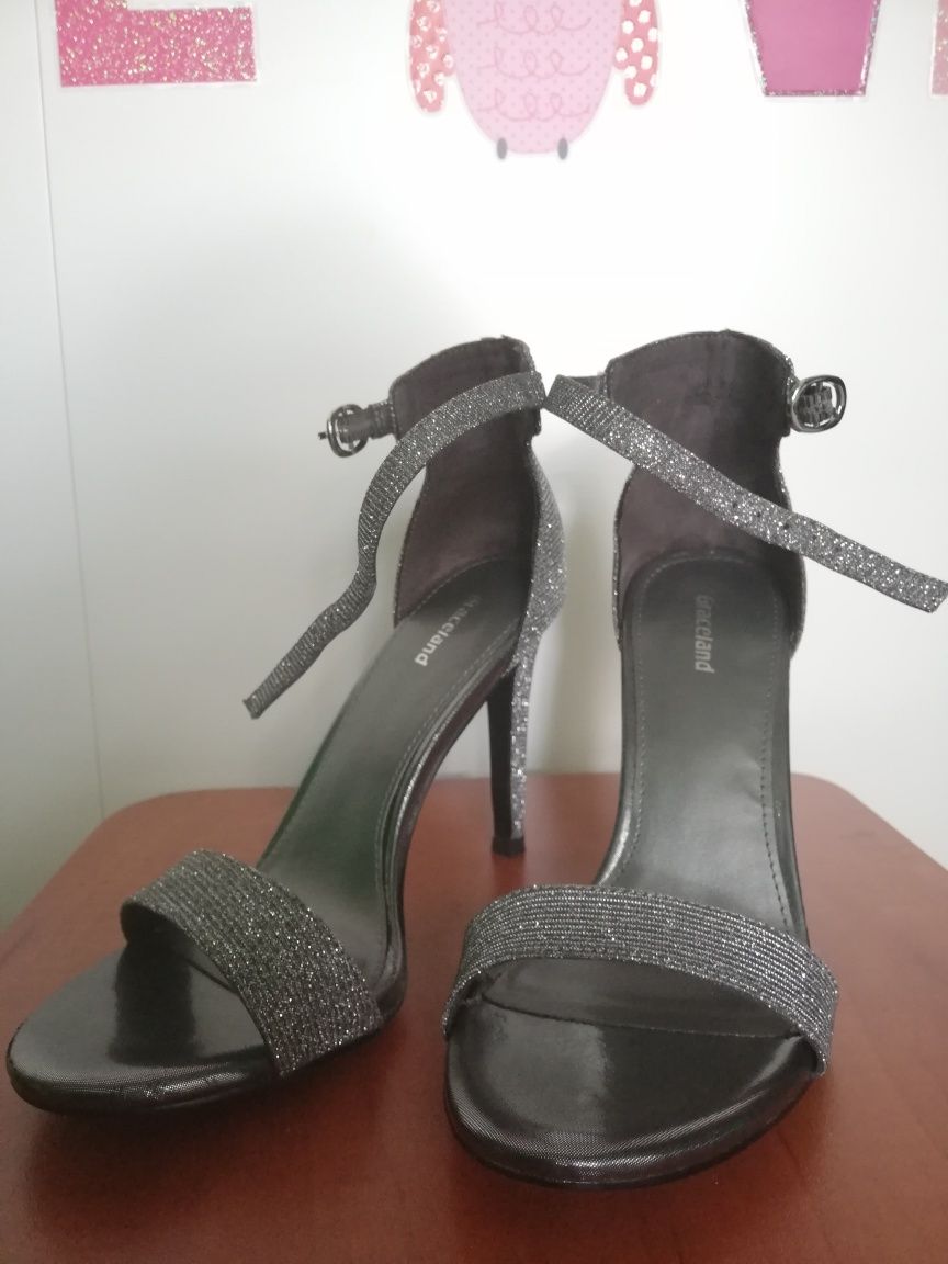 Okazja! Nowe sexy sandałki szpilka 11cm srebrne błyszczące na imprezę