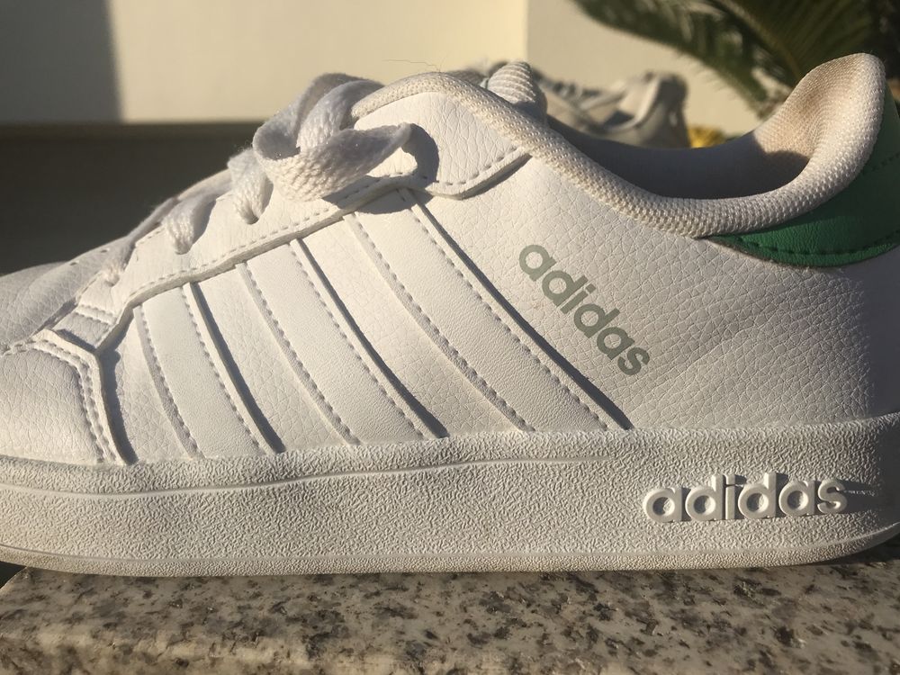 Sapatilhas adidas tamanho 36 2/3