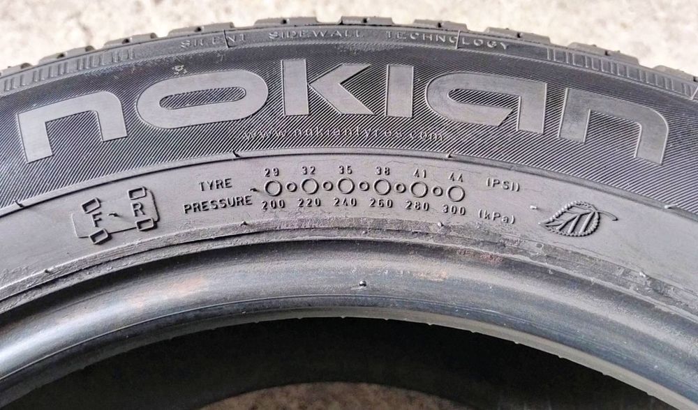 Шини зимові R16 205/60 Nokian WR 03