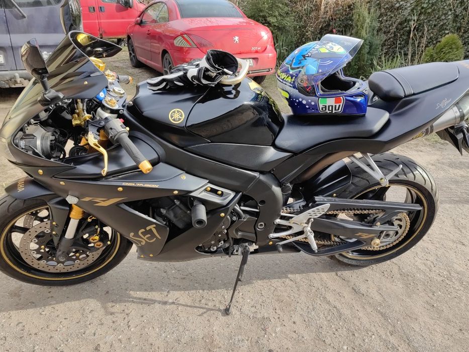 Yamaha  R1  Rn15