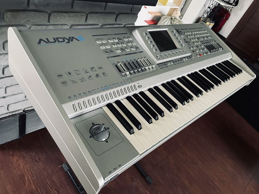 Ketron audya5 JAK NOWY !