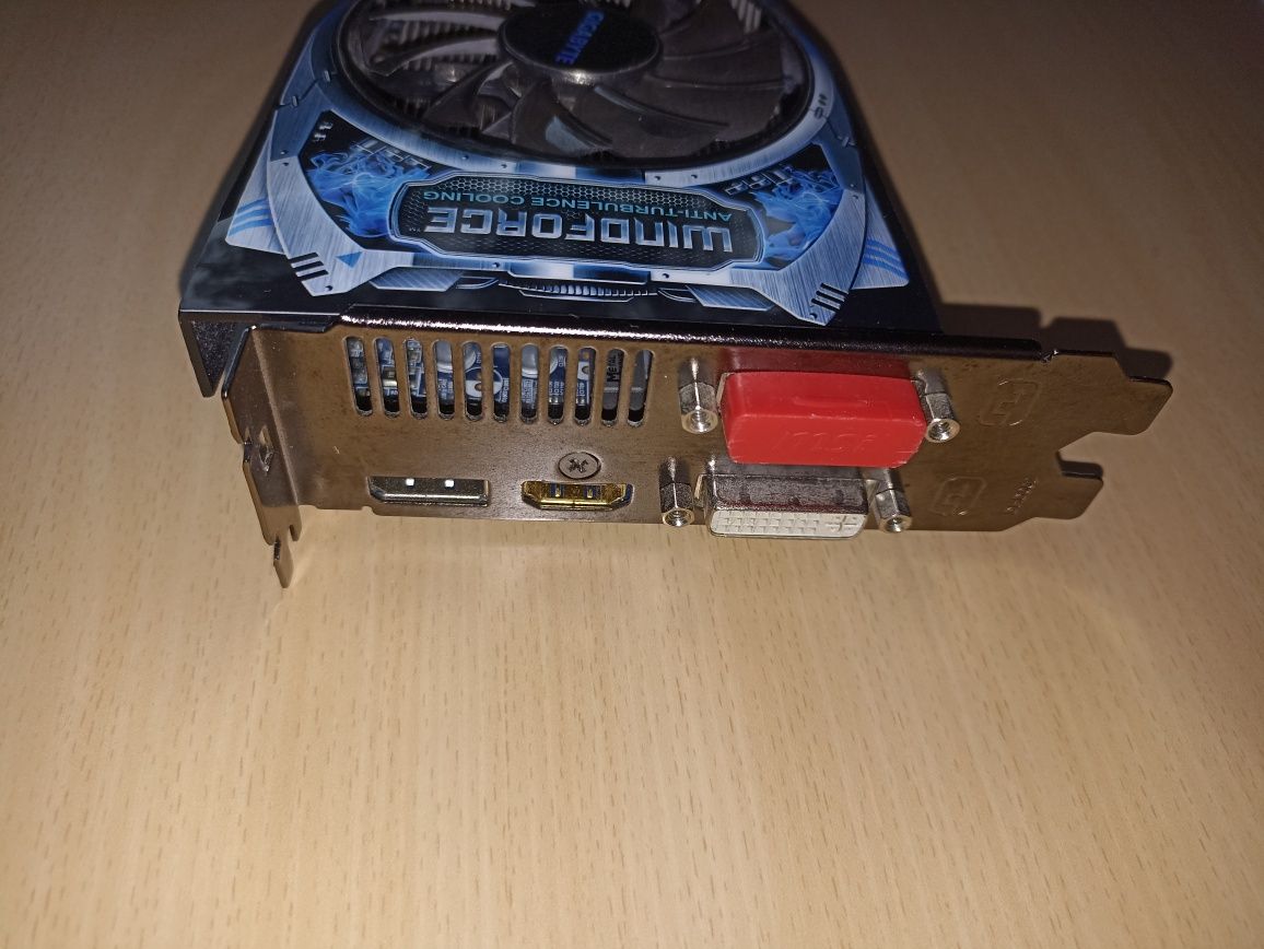 Radeon HD 6850 1 GB karta graficzna