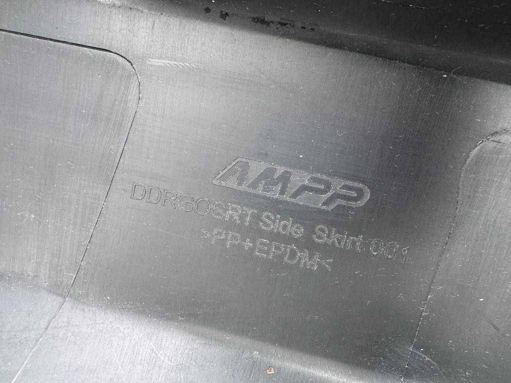 Listwa progowa lewa Dodge Durango SRT Hellcat