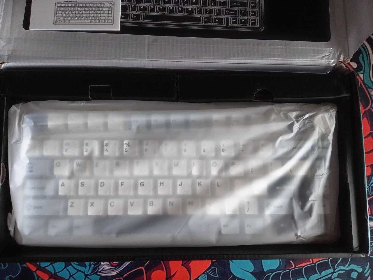 Aula f75 max (НОВАЯ) с экраном